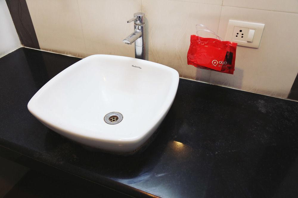 Oyo Rooms Yerwada Chowk Pune Exteriör bild