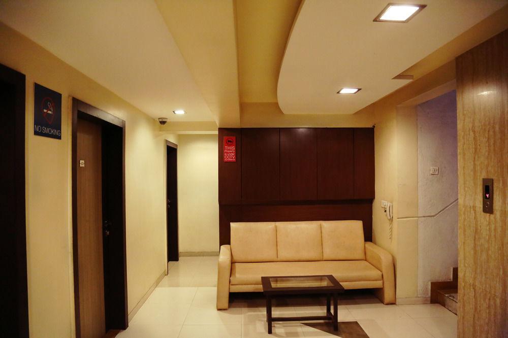 Oyo Rooms Yerwada Chowk Pune Exteriör bild